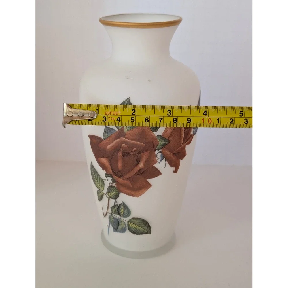 Vintage‎ Napcoware Frosted Satin Glass Vase Red Rose Floral Gold Rim Japan